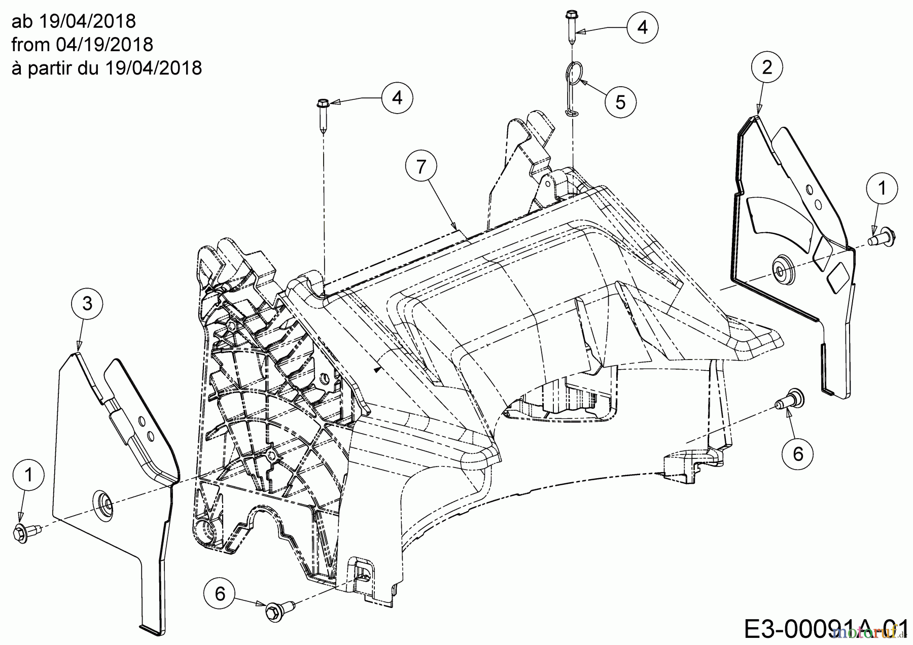  Cub Cadet Petrol mower LM1 CPB46 11A-TQ5C603  (2018) Rear baffle, Handle bracket from 04/19/2018